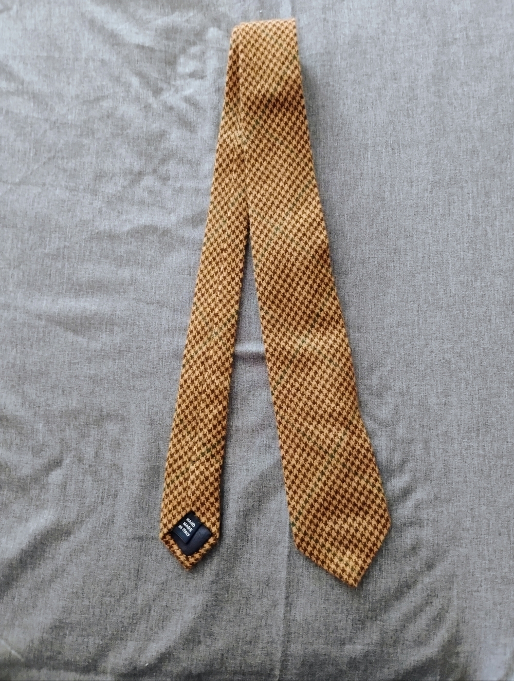 Ralph Lauren Tan and Brown Houndstooth Knit Tie with Subtle Green Accents